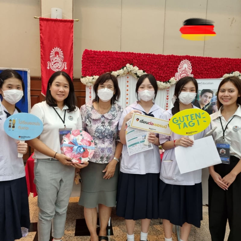 Student Germany Study Bachelor Germany Study Master Germany Learn German German Education Study in Germany Keen education Event Satriwit School โรงเรียนสตรีวิทยา งานกิจกรรมการศึกษาและอาชีพ