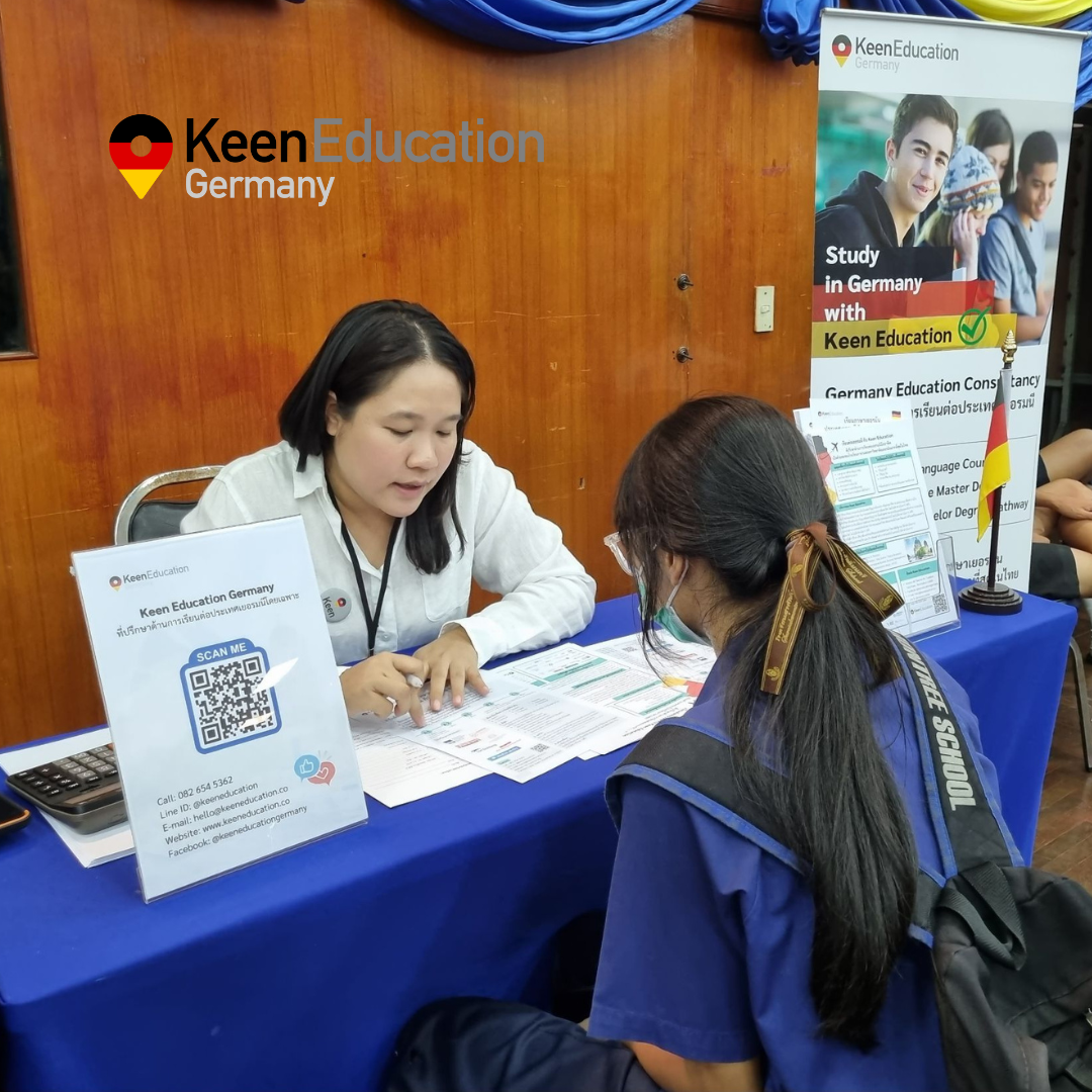 Student Germany Study Bachelor Germany Study Master Germany Learn German German Education Study in Germany Keen education Surasak Montri School โรงเรียนสุรศักดิ์มนตรี วันวิทยาศาสตร์แห่งชาติ แนะแนวการศึกษาต่อเยอรมัน เรียนต่อเยอรมัน เรียนต่อเยอรมนี เรียนต่อนอก เรียนต่อต่างประเทศ เรียนต่อเยอรมนีกับคีน คีน เอ็ดดูเคชั่น รีวิวนักเรียนคีน ที่ปรึกษาการเรียนต่อประเทศเยอรมนี ไปเรียนเยอรมัน